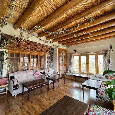 Heschuk Guest House เลห์ ภายนอก รูปภาพ