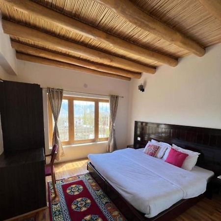 Heschuk Guest House เลห์ ภายนอก รูปภาพ