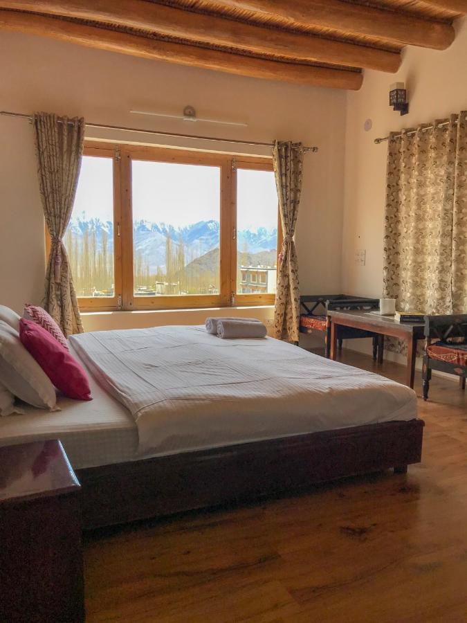 Heschuk Guest House เลห์ ภายนอก รูปภาพ