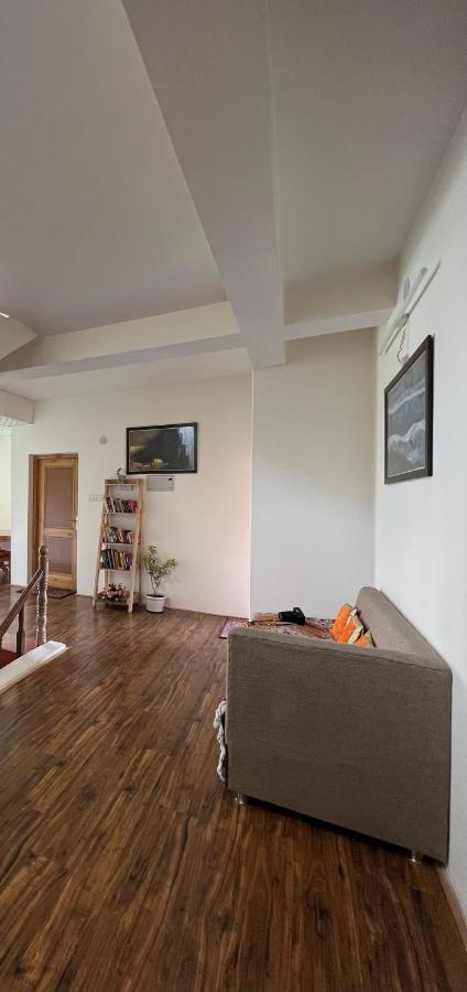 Heschuk Guest House เลห์ ภายนอก รูปภาพ